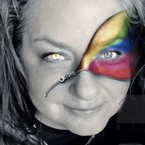 Meet your Posher, Adri